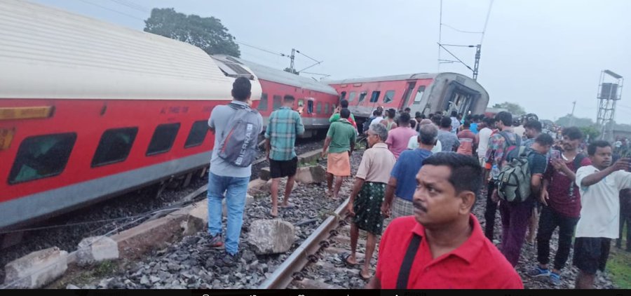 हावड़ा मुंबई ट्रेन हादसे पर बड़ी खबर क्या है वजह? Big breaking on Howrah Mumbai train accident